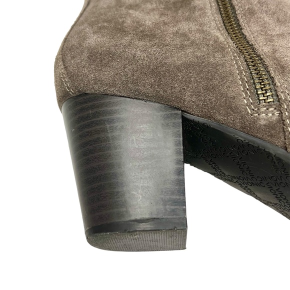 Vionic women's Madeline Greige Weatherproof Suede Ankle Boot size 9 - Picture 13 of 13